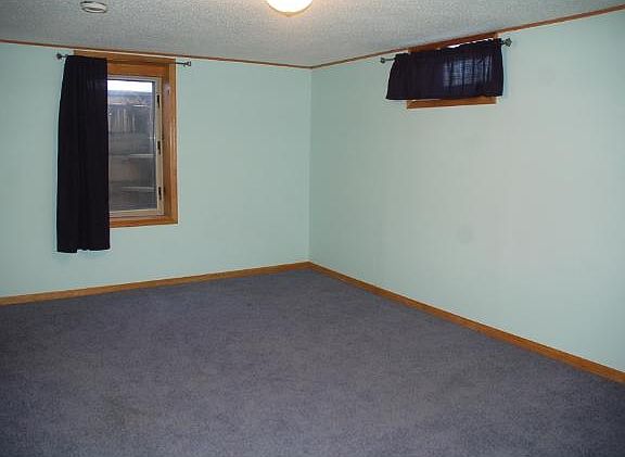 4th image of 12232 Duke Dr NE