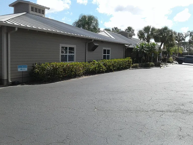 2113 Sawgrass Ln — Photo 43