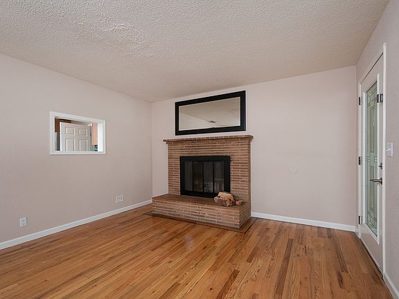 5th image of 5229 Schuyler Dr