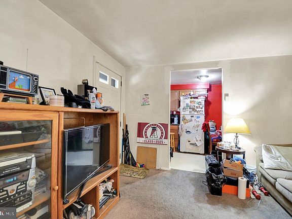 4th image of 311 Montgomery Ave