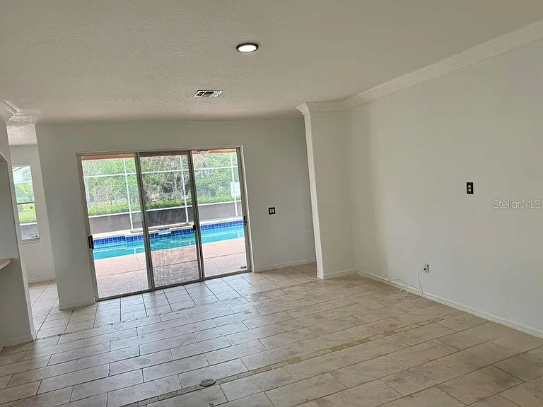 13832 Hawk Lake Dr — Photo 3