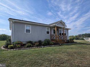 613 Airport Rd, Luray, VA 22835