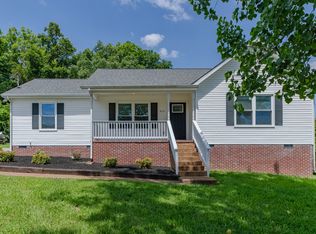 824 Mulberry Dr, Columbia, TN 38401