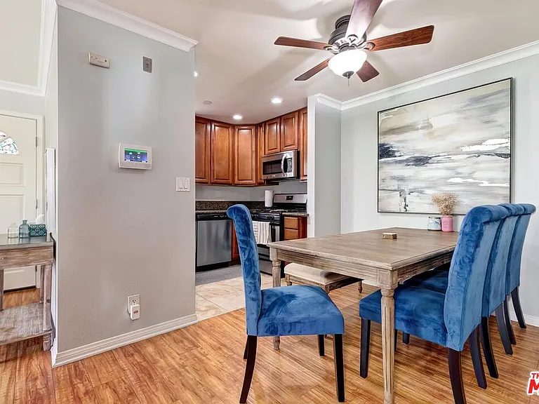 2138 E 1st St #1 — Photo 9