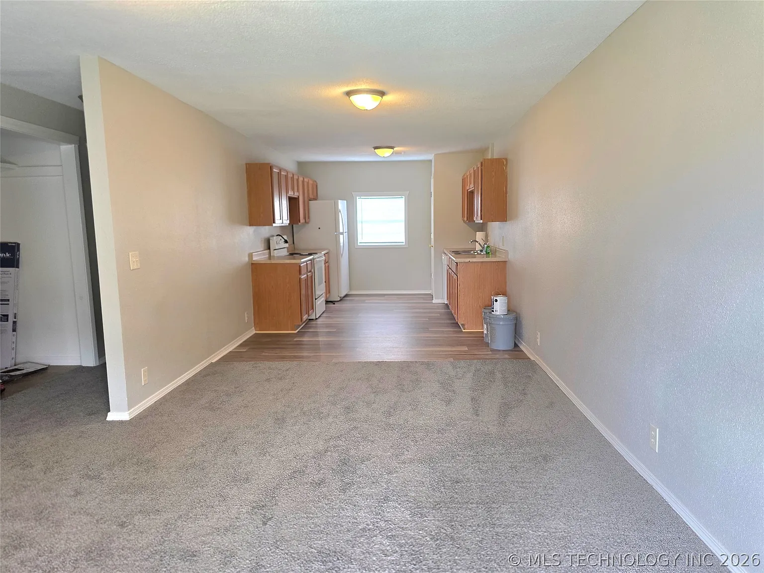 2 bed, 2.0 bath, 4216 sqft, $950 — Photo 3
