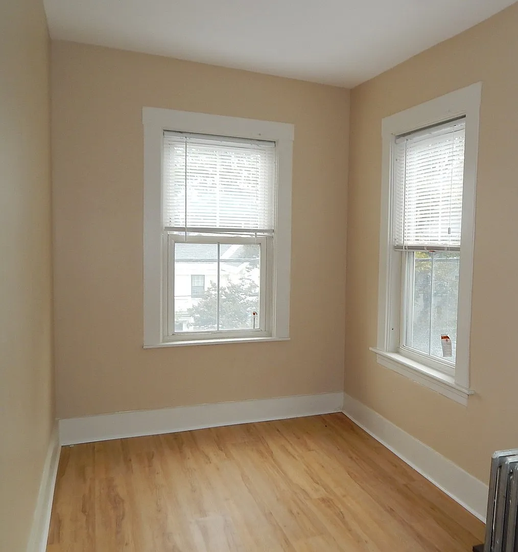 173 Broadway — Photo 4