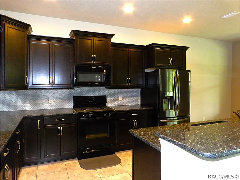 1597 W Caroline Path — Photo 12