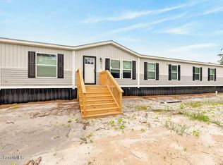 6401 Riverside Rd, Nahunta, GA 31553