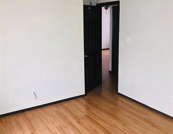 4th image of 1312 W Carmen Ave APT 3