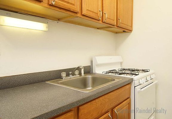5th image of 1536 51st St APT A6