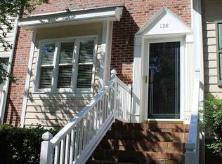 128 Charter Ct, Cary, NC 27511