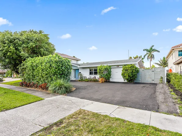 733 Waterway Dr, North Palm Beach, FL 33408