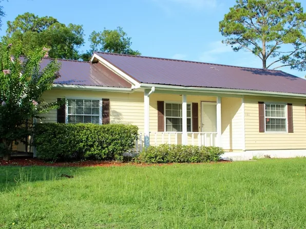 1303 Myra St SW, Live Oak, FL 32064