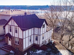 327 3rd St, Hudson, WI 54016