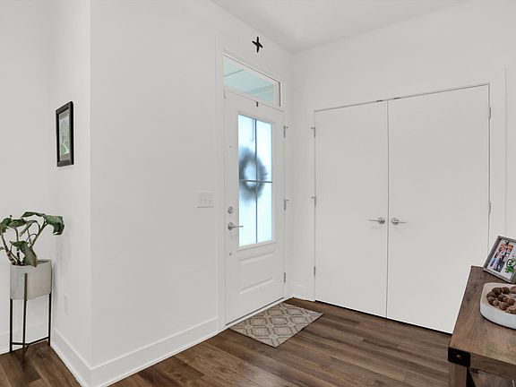 4th image of 2748 Guilford Ave