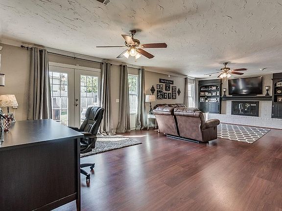 5th image of 11124 Folkstone Dr