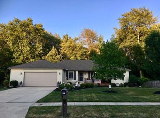 441 Elm St, Sheffield Lake, OH 44054