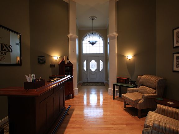 2nd image of 6 Rezso Ct