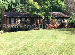 9723 Windrift Rd, Charlotte, NC 28215