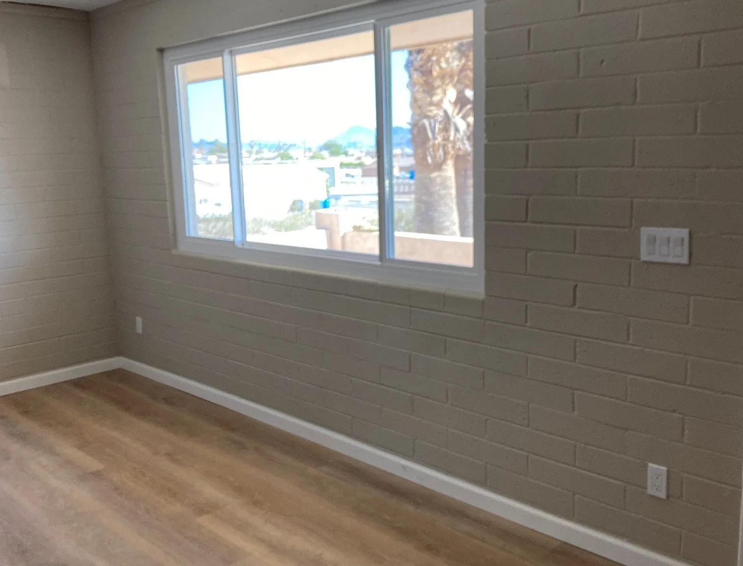 2 bed, 1000 sqft, $1,250 — Photo 4