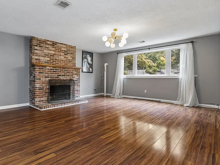 40 Cross St #2 — Photo 3