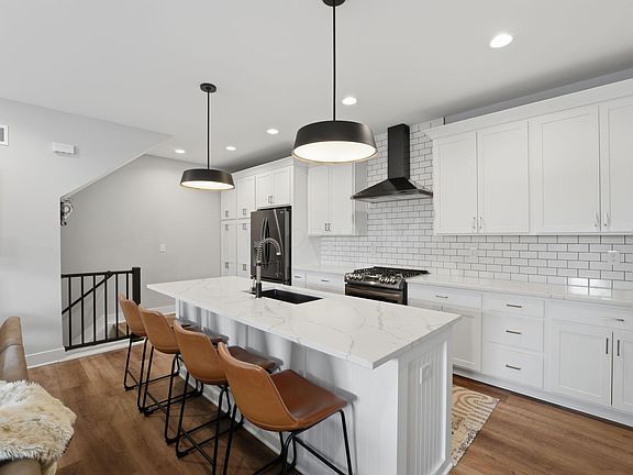 5th image of 1398-1400 N 6th St