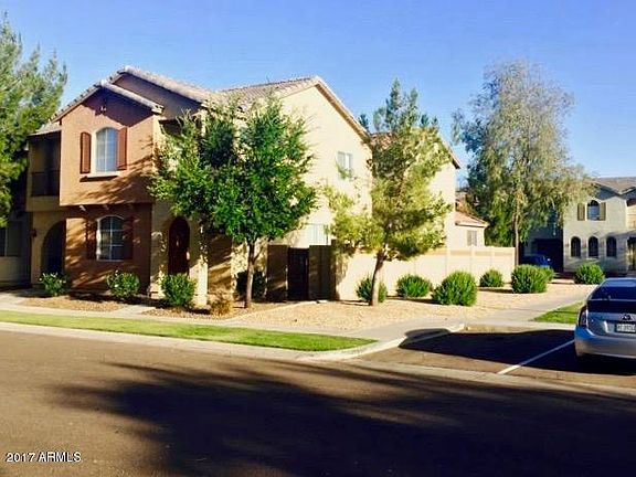 3rd image of 1453 E ROMLEY Avenue