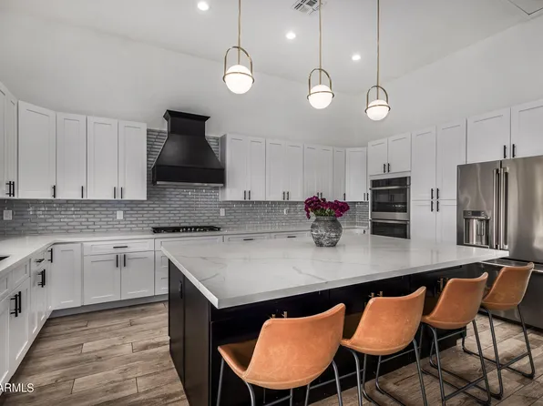 3130 S VALLE VERDE Circle, Mesa, AZ 85212