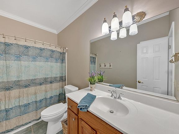 4th image of 324 Lochmere Dr