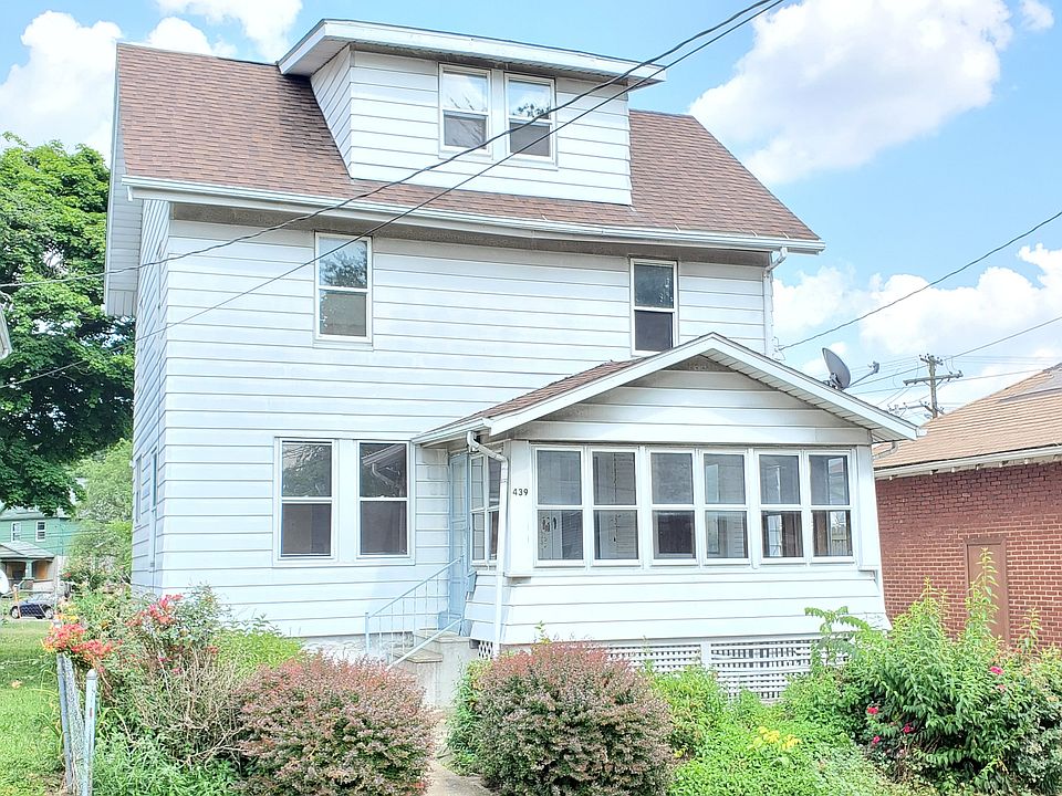 1st image of 439 Margaret St