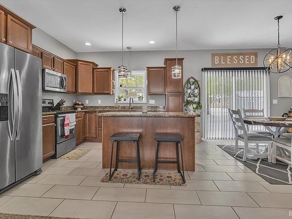 5th image of 4737 Peregrine Dr