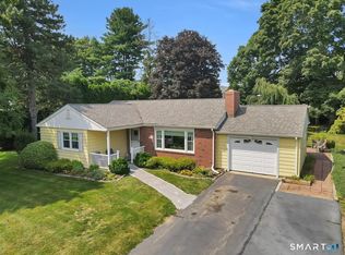 11 Castle View Drive, Chester, CT 06412