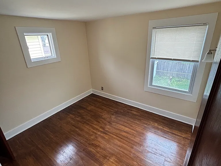 181 Shepard Ave #2 — Photo 10