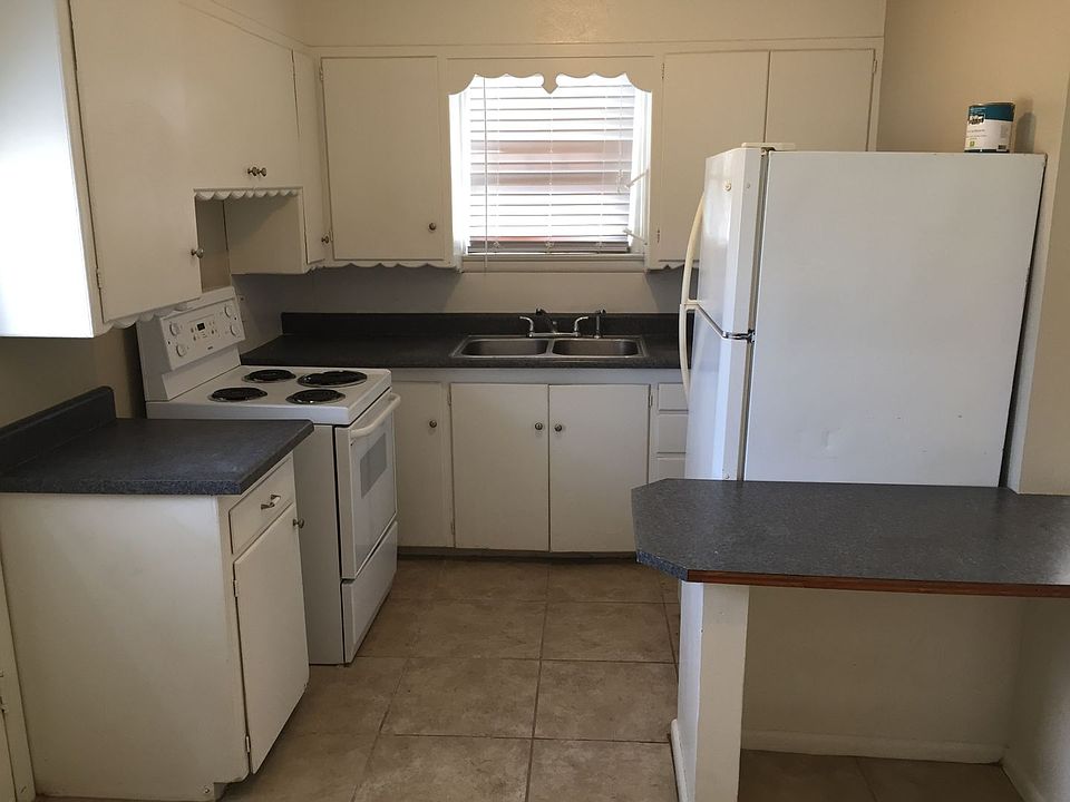 1st image of 4302 1/2 N Peniel Ave