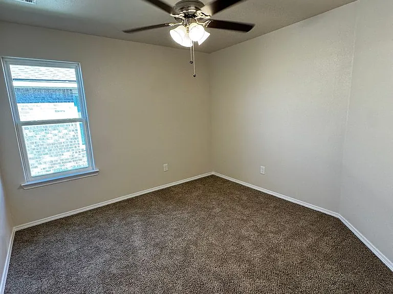 4205 Sunset St — Photo 9