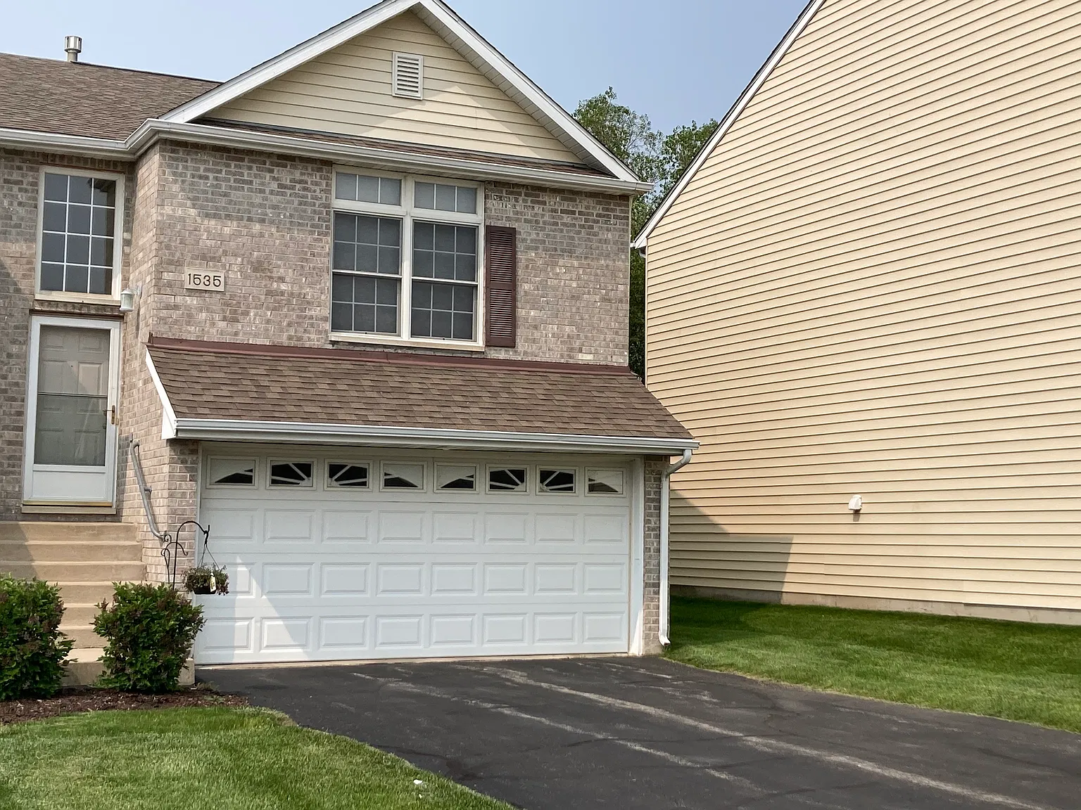 Stonefield Dr, Dekalb — Photo 1