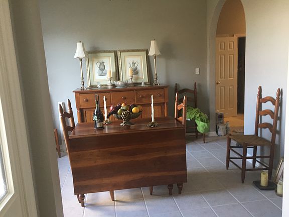 Formal Dining 