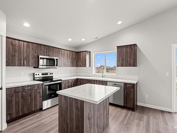 5th image of 1449 Covington St