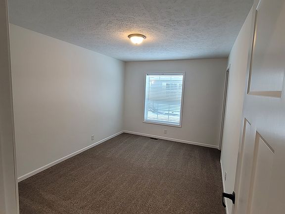 2nd image of 46 Fawn Dr