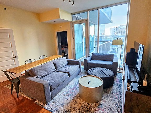 5th image of 1080 Peachtree St NE Unit 2313
