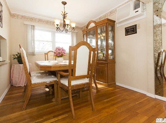 5th image of 1227 Arlington Ave