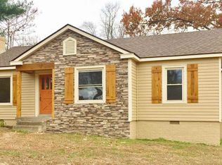 1803 Glen Oaks Ln, Dyersburg, TN 38024