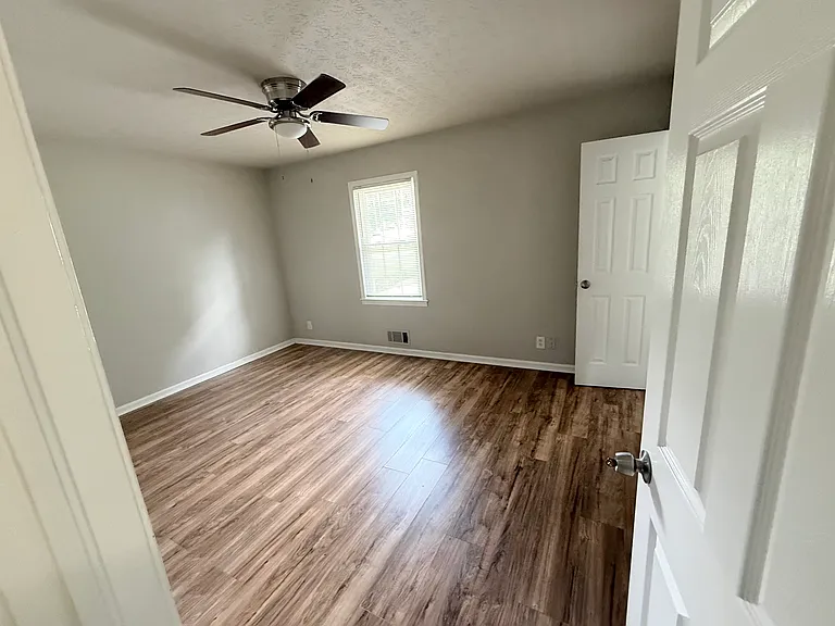 3382 Sweetwater Dr — Photo 11