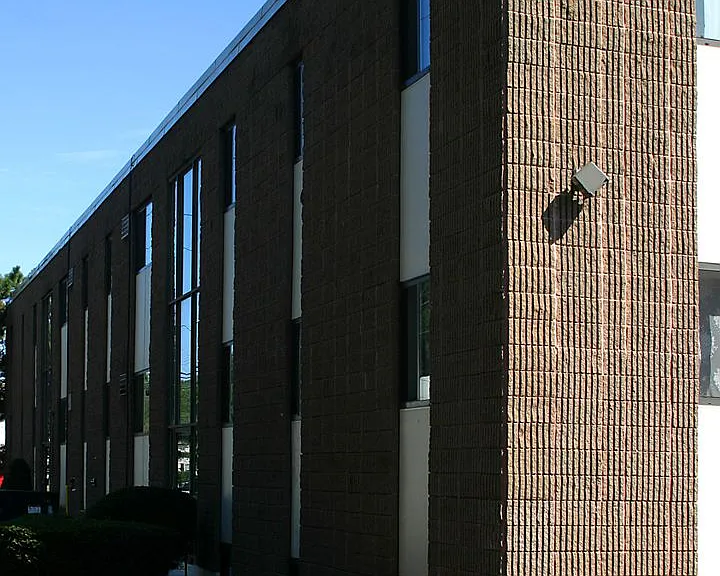 550 Walnut St — Photo 13
