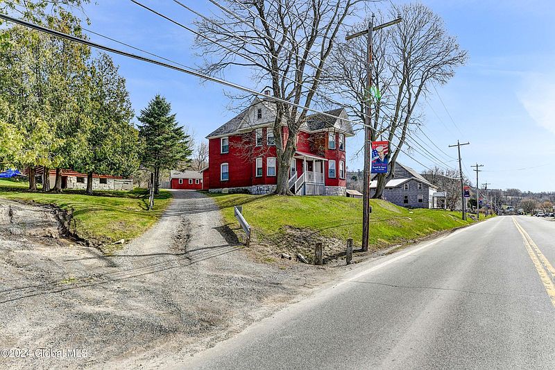3rd image of 7482 State Highway 5