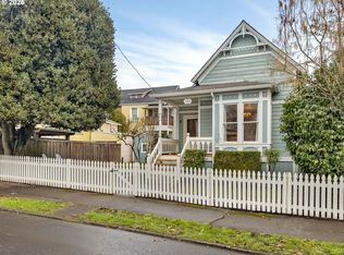 409 3rd St, Oregon City, OR