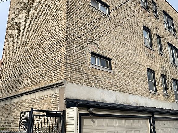 4th image of 319 Custer Ave APT 3E
