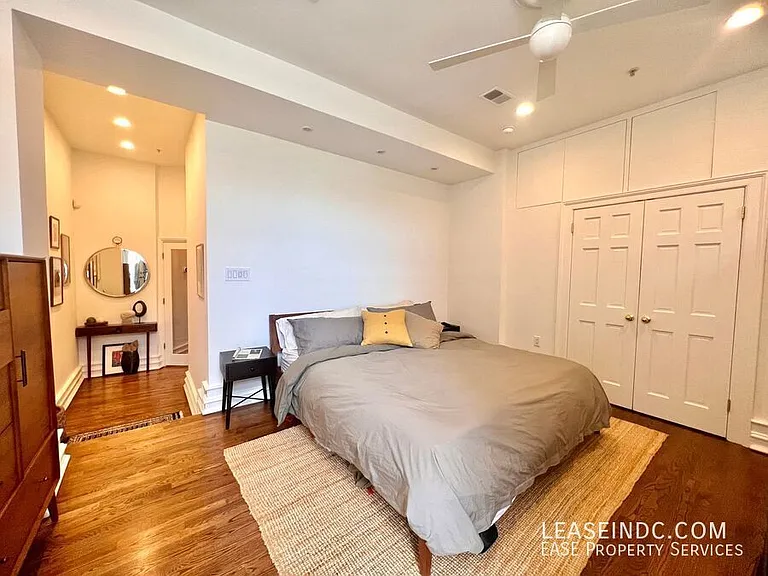 1631 16th St NW #2 — Photo 23