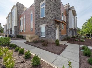 B-3200 Van Aken Blvd, Shaker Heights, OH 44120