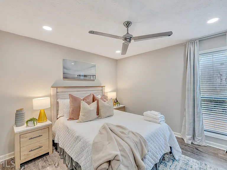 1898 Winding Creek Ln SW — Photo 18